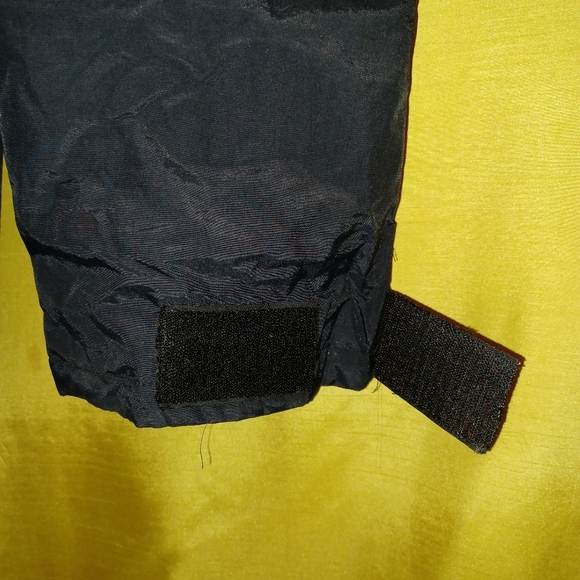 Sold offerup. Snow pants Skigear - Picture 12 of 16